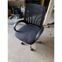 Кресло Riva Chair 8099 сетка черная , крестовина хром,  до 120кг, топ-ган, б/у 6